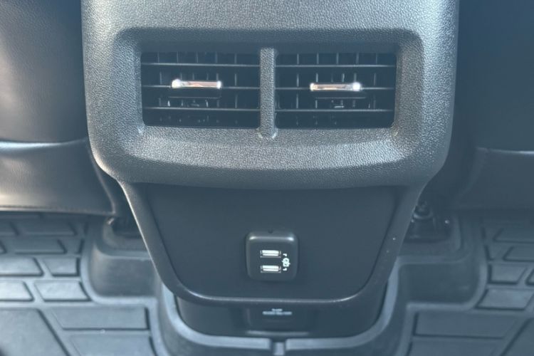Used Chevrolet Equinox 2022 Mild Hybrid 550T RS Four-Wheel Drive Intelligent Guardian Edition Interior 3