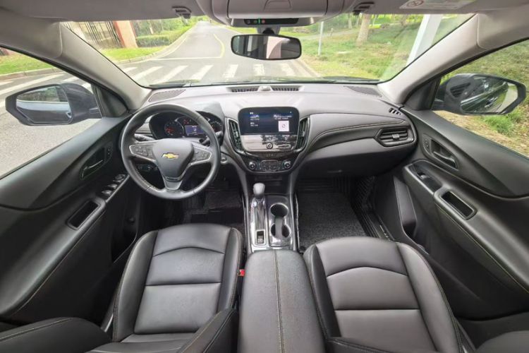 Used Chevrolet Equinox 2022 535T YuJie Edition Interior 3