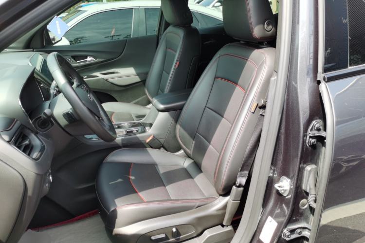 Used Chevrolet Equinox 2022 Mild Hybrid 550T RS Smart Boundary-Setting Edition Left Front Seat
