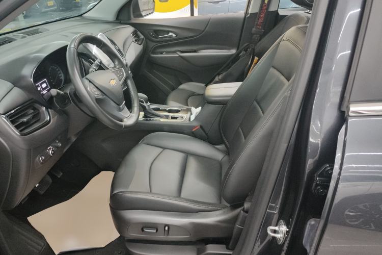 Used Chevrolet Equinox 2022 535T Chijie Edition Left Front Seat