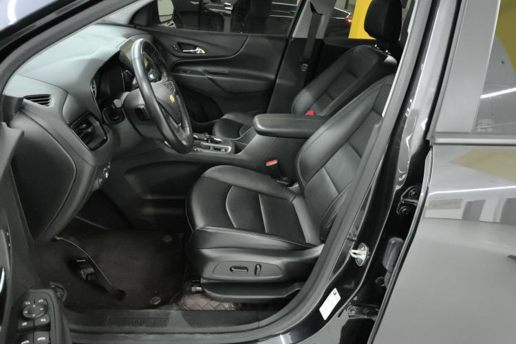 Used Chevrolet Equinox 2022 535T Chijie Edition Left Front Seat