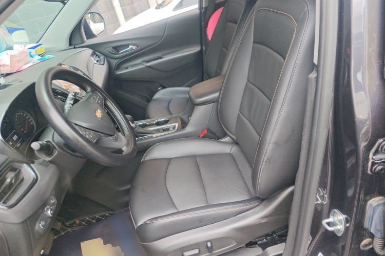 Used Chevrolet Equinox 2022 535T Chijie Edition Left Front Seat