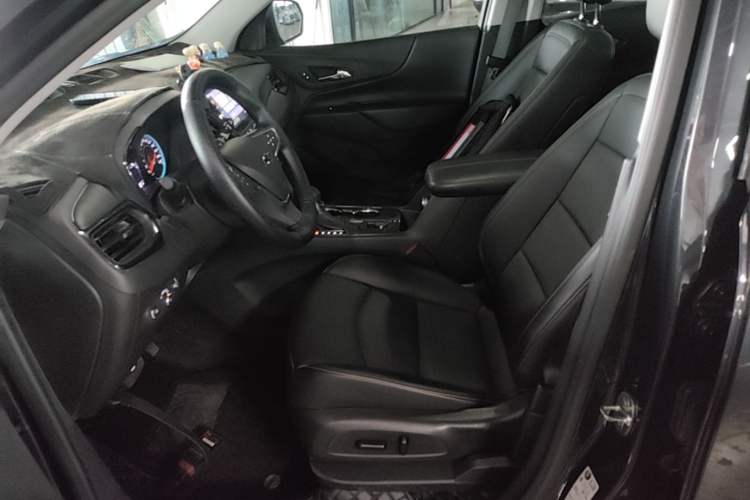 Used Chevrolet Equinox 2022 535T Chijie Edition Left Front Seat