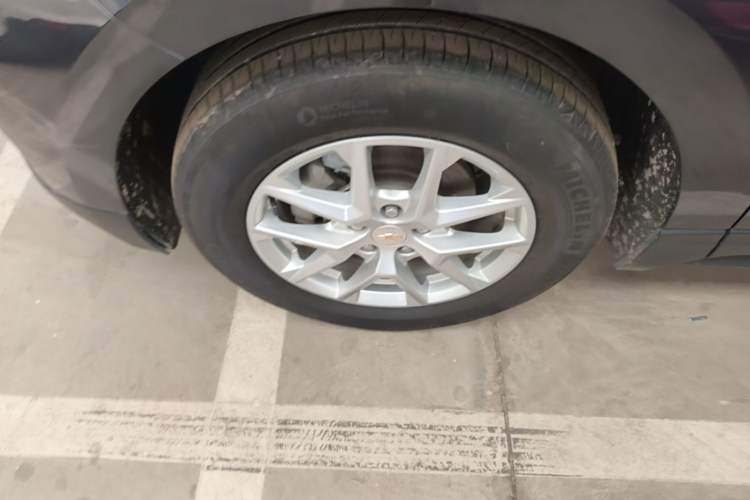 Used Chevrolet Equinox 2022 535T YuJie Edition Left Front Wheel Hub