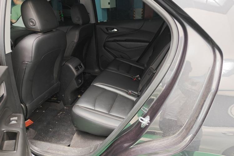 Used Chevrolet Equinox 2022 535T Chijie Edition Left Rear Seat