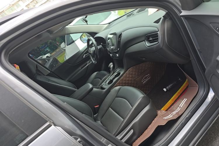 Used Chevrolet Equinox 2022 535T Chijie Edition Right Front Seat