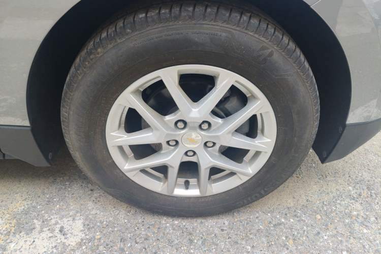 Used Chevrolet Equinox 2022 535T Chijie Edition Right Front Wheel Hub