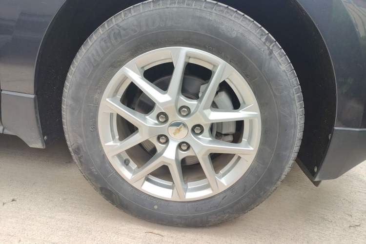 Used Chevrolet Equinox 2022 535T Chijie Edition Right Front Wheel Hub