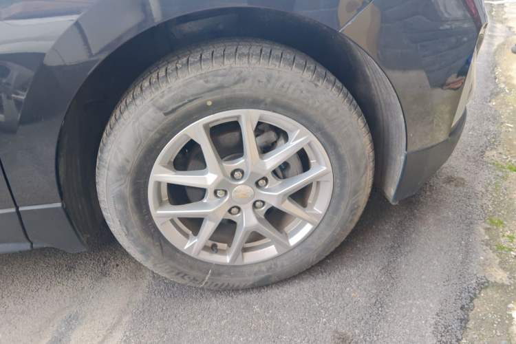 Used Chevrolet Equinox 2022 535T Chijie Edition Right Front Wheel Hub