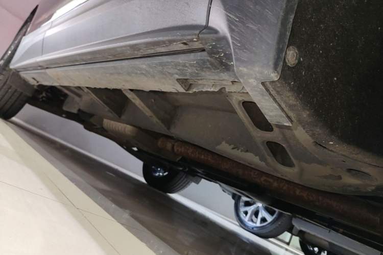 Used Chevrolet Equinox 2022 Mild Hybrid 550T RS Four-Wheel Drive Intelligent Guardian Edition Right Side Sill