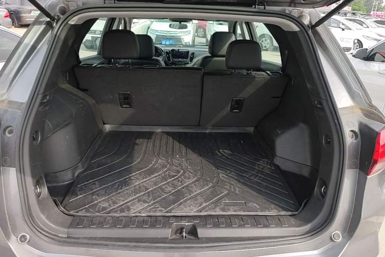 Used Chevrolet Equinox 2022 535T Chijie Edition Trunk