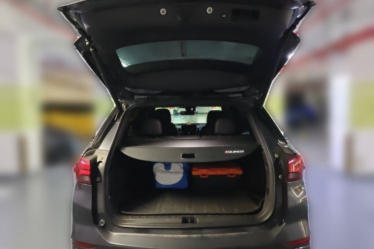 Used Chevrolet Equinox 2022 Mild Hybrid 550T RS Four-Wheel Drive Intelligent Guardian Edition Trunk