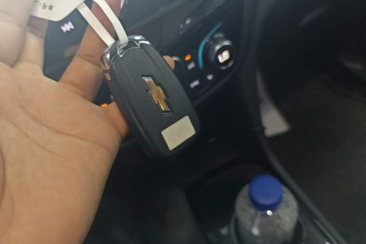 Used Chevrolet Equinox 2022 Mild Hybrid 550T RS Smart Boundary-Setting Edition Vehicle Key