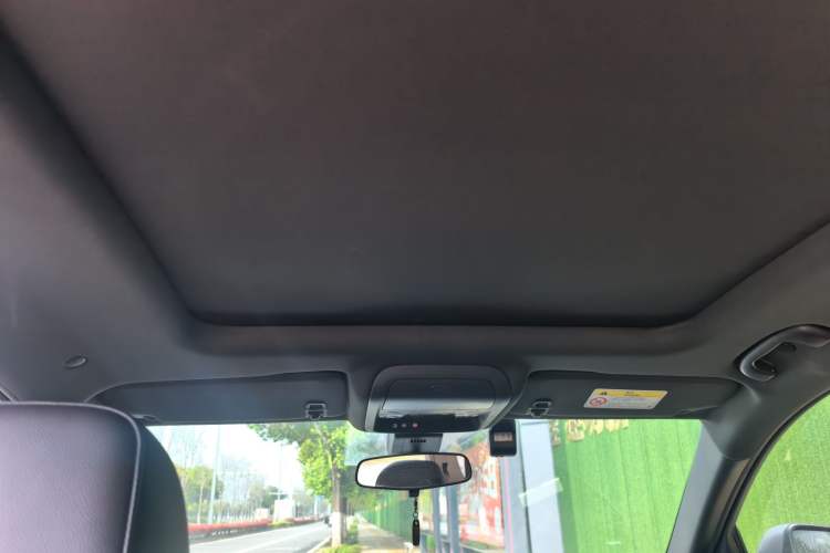 Used Chevrolet Equinox 2022 Light Hybrid 550T RS All-Wheel-Drive Smart Boundary Edition Headliner