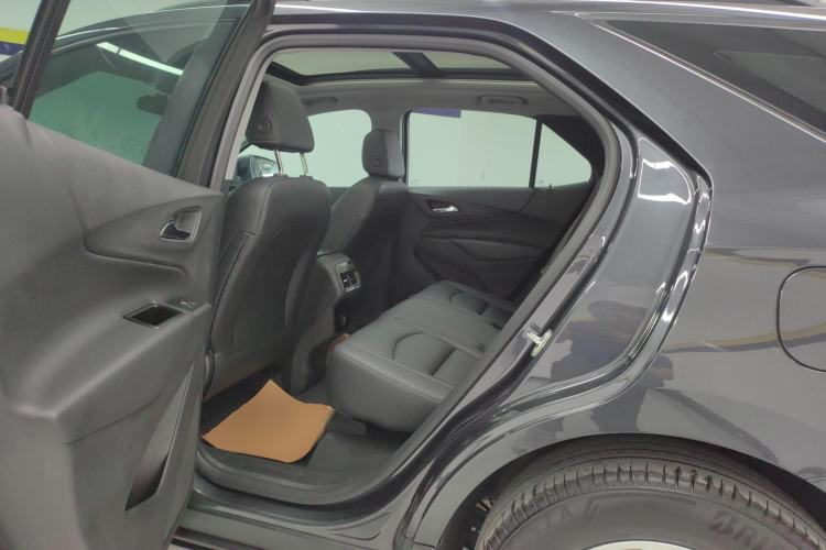 Used Chevrolet Equinox 2022 535T Chijie Edition Left Rear Seat