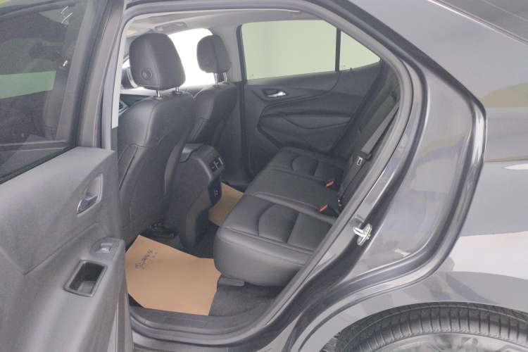 Used Chevrolet Equinox 2022 535T Chijie Edition Right Rear Seat