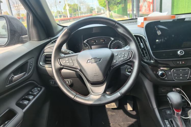 Used Chevrolet Equinox 2022 Light Hybrid 550T RS All-Wheel-Drive Smart Boundary Edition Steering Wheel