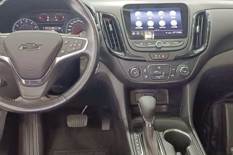 Used Chevrolet Equinox 2022 535T Chijie Edition Audio And AC Panel