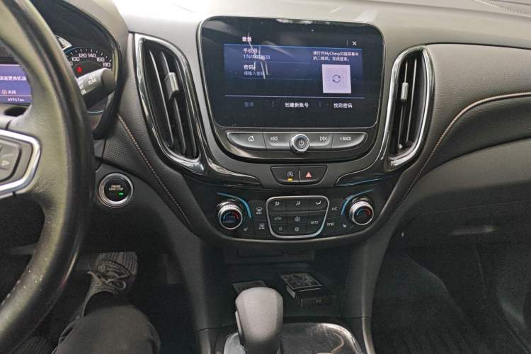 Used Chevrolet Equinox 2022 535T YuJie Edition Audio And AC Panel