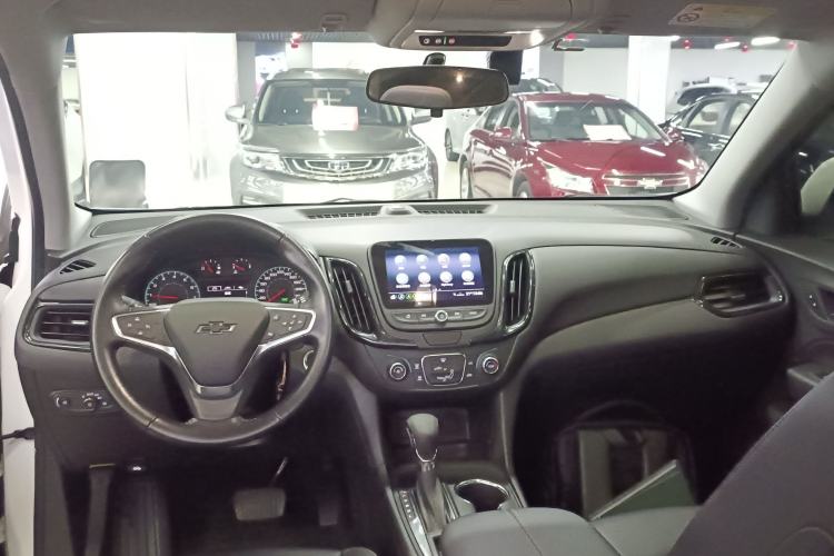 Used Chevrolet Equinox 2022 535T Chijie Edition Center Console