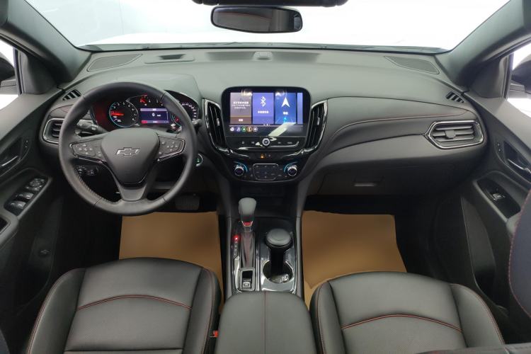 Used Chevrolet Equinox 2022 Mild Hybrid 550T RS Smart Boundary-Setting Edition Center Console