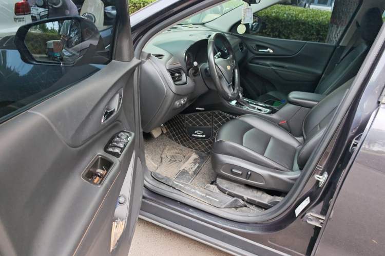 Used Chevrolet Equinox 2022 535T YuJie Edition Driver Seat