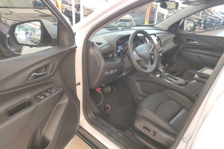 Used Chevrolet Equinox 2022 535T Chijie Edition Driver Seat