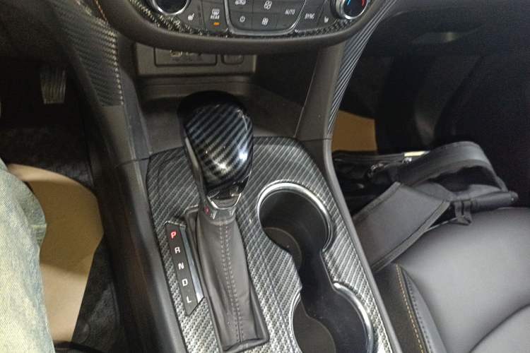Used Chevrolet Equinox 2022 535T YuJie Edition Gear Lever