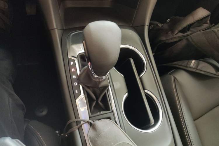 Used Chevrolet Equinox 2022 535T Chijie Edition Gear Lever