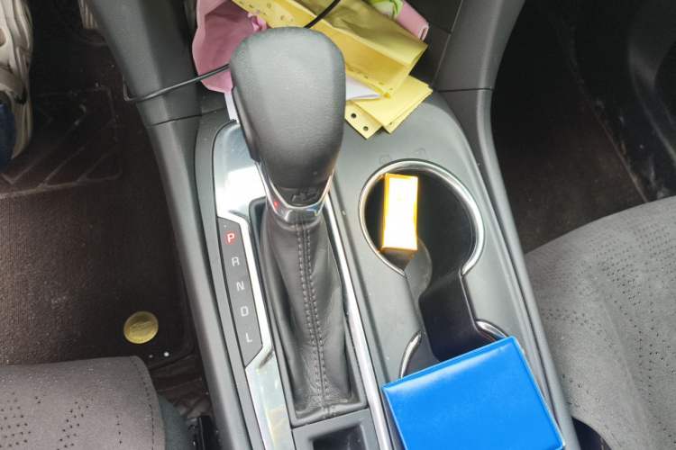 Used Chevrolet Equinox 2022 535T Chijie Edition Gear Lever