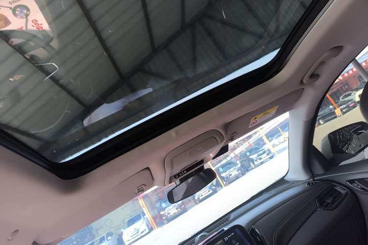 Used Chevrolet Equinox 2022 535T YuJie Edition Headliner
