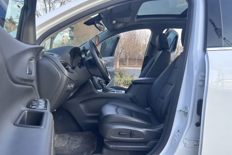 Used Chevrolet Equinox 2022 535T YuJie Edition Interior 2