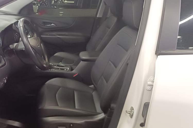 Used Chevrolet Equinox 2022 535T Chijie Edition Left Front Seat