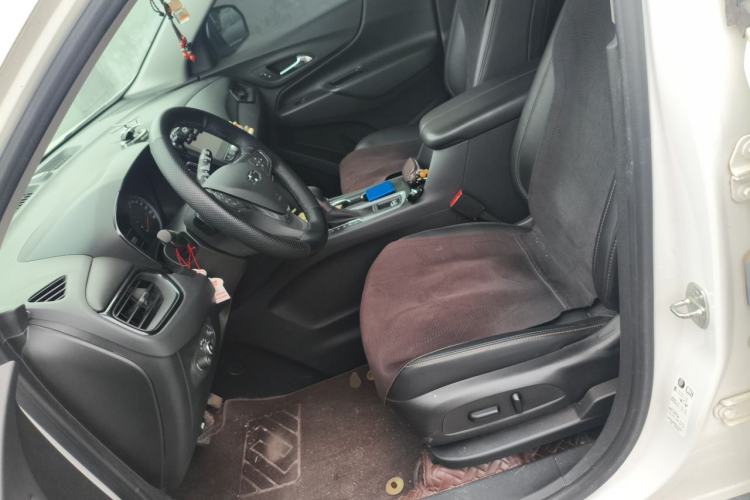Used Chevrolet Equinox 2022 535T Chijie Edition Left Front Seat