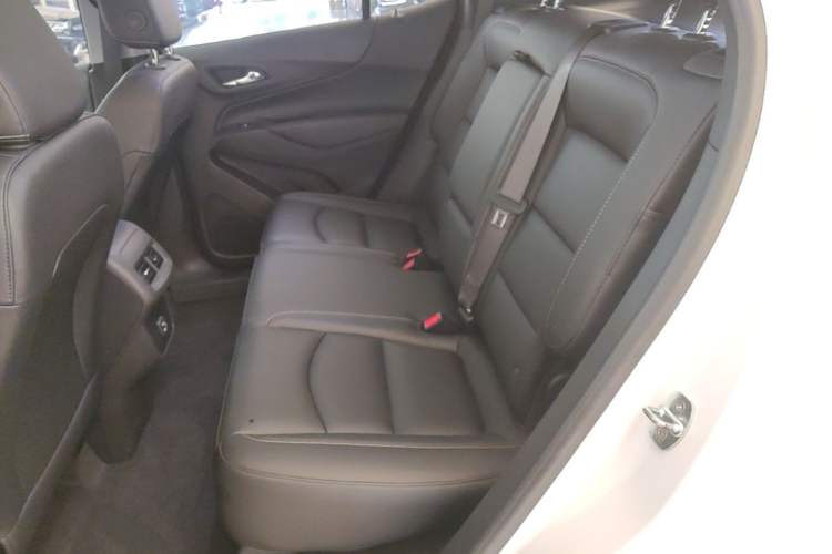 Used Chevrolet Equinox 2022 535T Chijie Edition Left Rear Seat