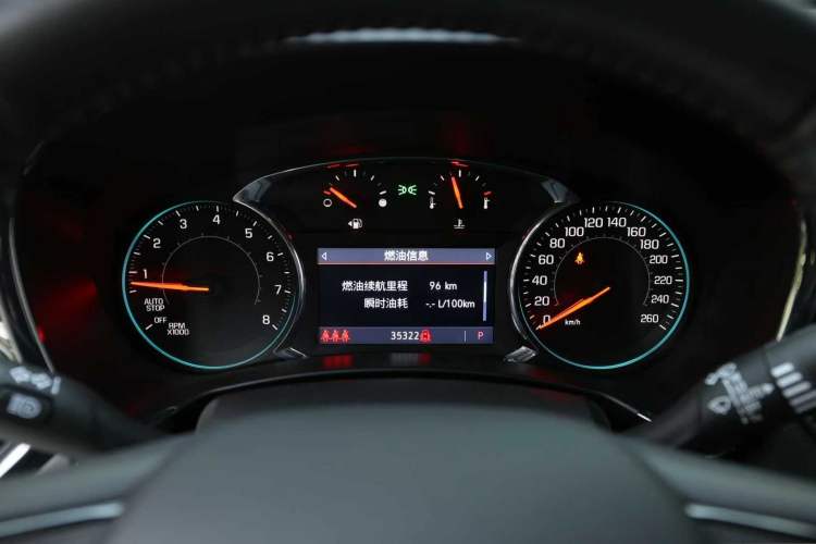 Used Chevrolet Equinox 2022 Mild Hybrid 550T RS Four-Wheel Drive Intelligent Guardian Edition Odometer Close Up