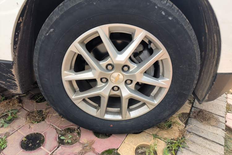 Used Chevrolet Equinox 2022 535T YuJie Edition Right Front Wheel Hub