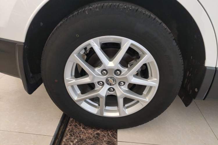 Used Chevrolet Equinox 2022 535T Chijie Edition Right Rear Wheel Hub