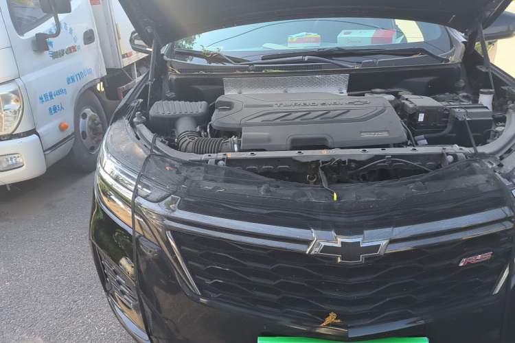 Used Chevrolet Equinox 2023 Mild Hybrid 2.0T RS All-Wheel-Drive Smart Boundary Edition Engine Bay Right