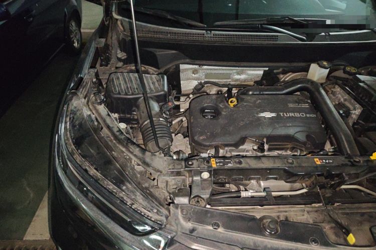 Used Chevrolet Equinox 2023 1.5T Chijie Version Engine Bay Right