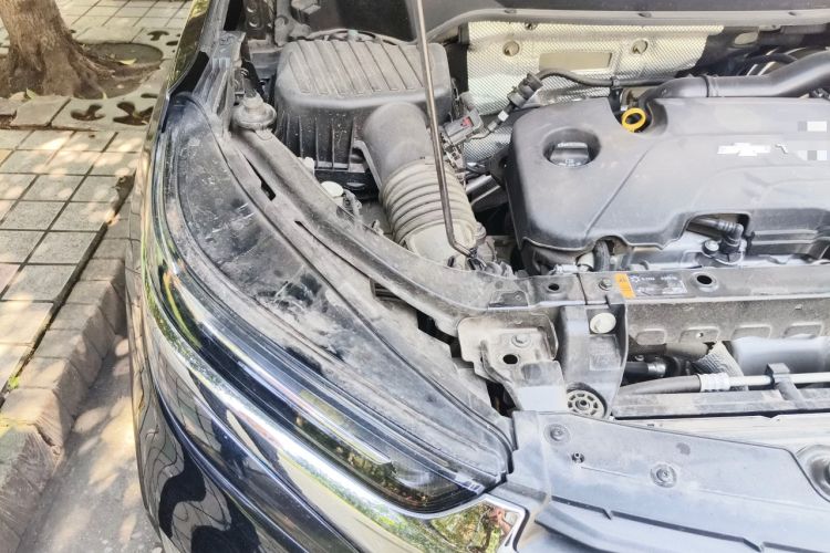 Used Chevrolet Equinox 2023 1.5T Chijie Version Engine Bay Right