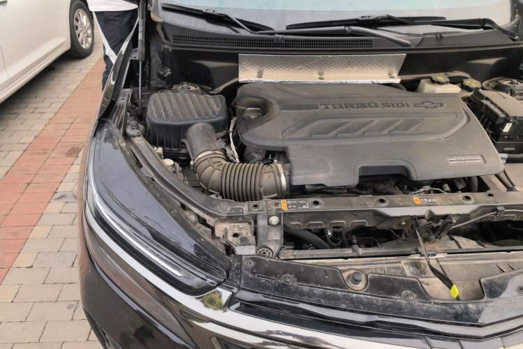 Used Chevrolet Equinox 2023 Mild Hybrid 2.0T RS All-Wheel-Drive Smart Guardian Edition Engine Bay Right
