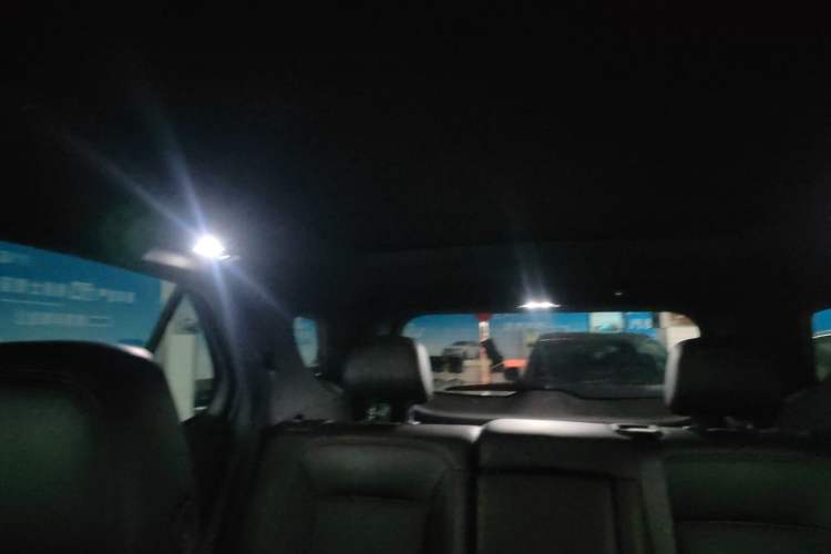 Used Chevrolet Equinox 2023 Mild Hybrid 2.0T RS Smart Boundary-Pushing Edition Headliner