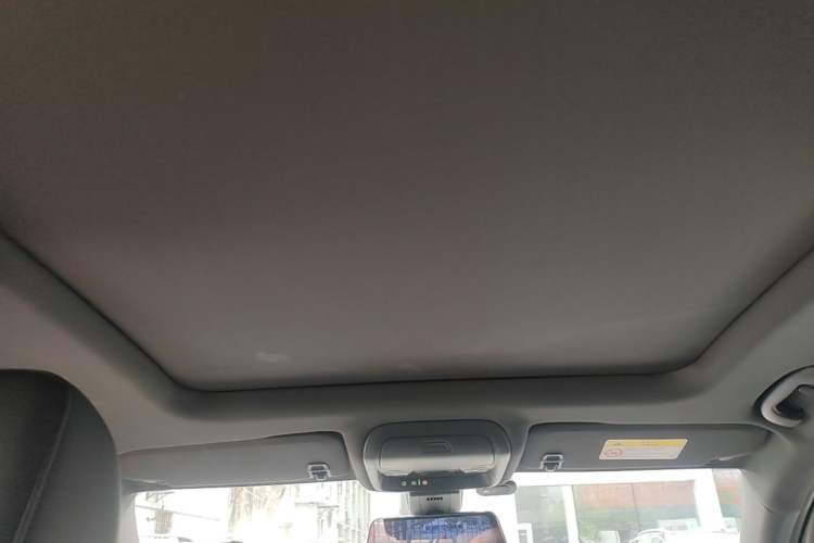 Used Chevrolet Equinox 2023 Mild Hybrid 2.0T RS Smart Boundary-Pushing Edition Headliner