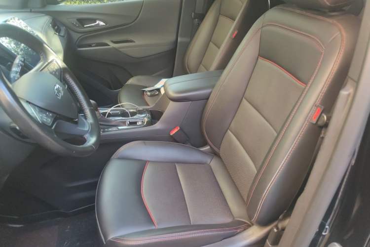 Used Chevrolet Equinox 2023 Mild Hybrid 2.0T RS Smart Boundary-Pushing Edition Left Front Seat