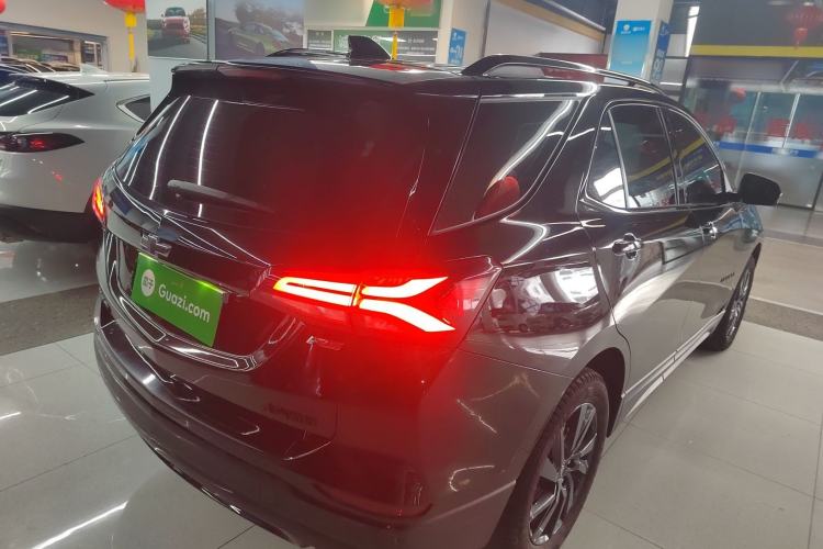 Used Chevrolet Equinox 2023 Mild Hybrid 2.0T RS Smart Boundary-Pushing Edition Rear Right 45 Deg