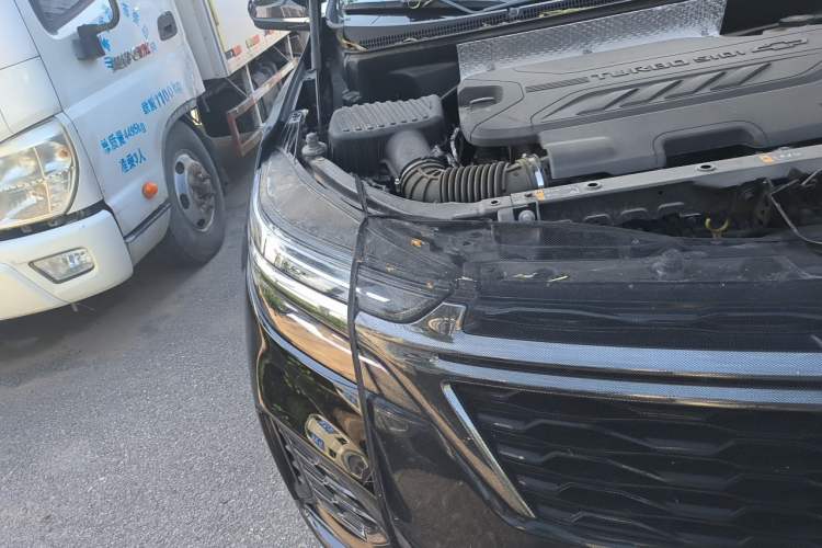 Used Chevrolet Equinox 2023 Mild Hybrid 2.0T RS All-Wheel-Drive Smart Boundary Edition Right Front Headlight