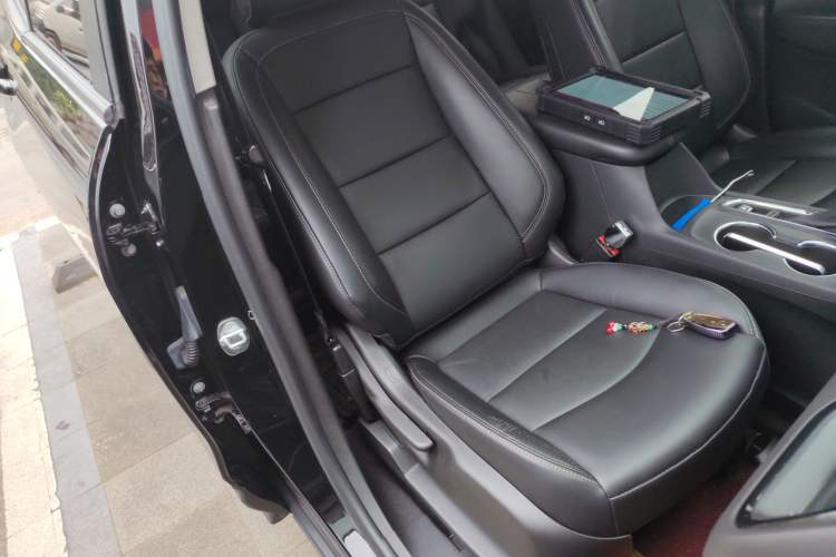 Used Chevrolet Equinox 2023 1.5T Chijie Version Right Front Seat