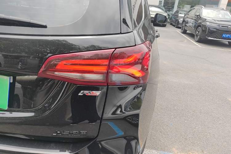 Used Chevrolet Equinox 2023 Mild Hybrid 2.0T RS Smart Boundary-Pushing Edition Right Rear Taillight