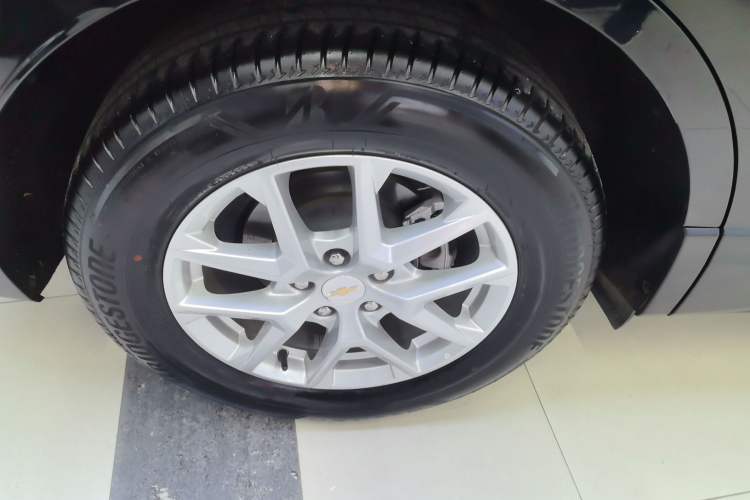 Used Chevrolet Equinox 2023 1.5T Chijie Version Right Rear Wheel Hub